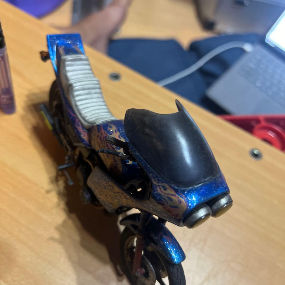 バイクモデル 青金デザイン