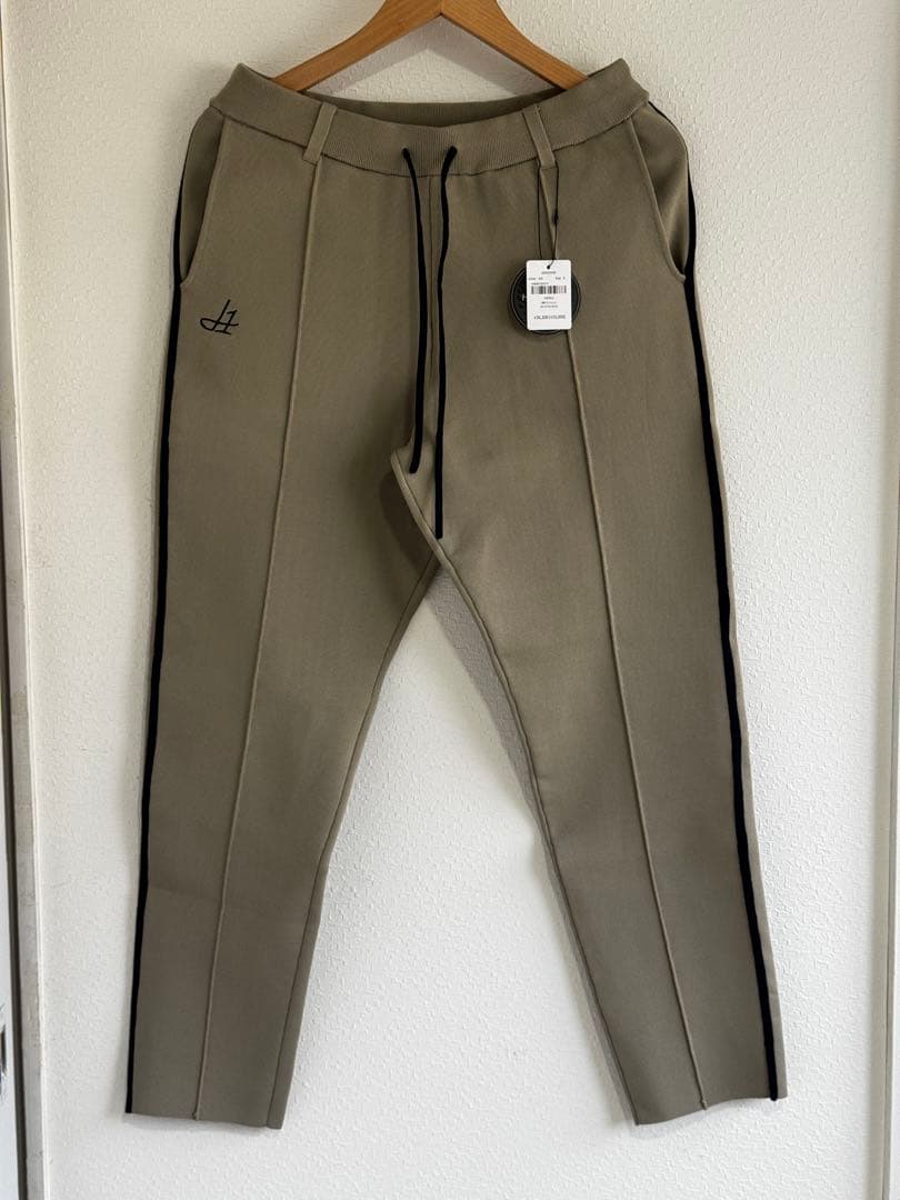HERG1 【NEW】ミラノリブニットパンツ・メンズ 新品