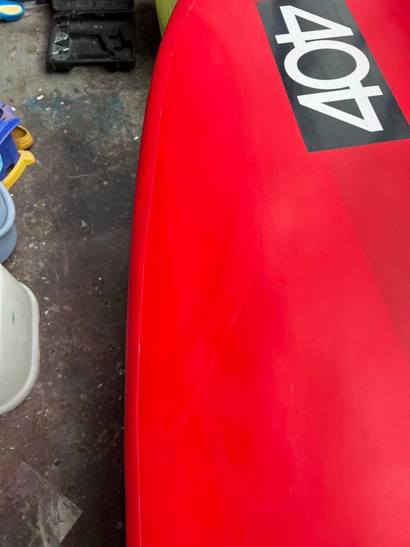 404 EMPIRE SUPサーフボード 9'0\" 赤色 フィン、パドル付き