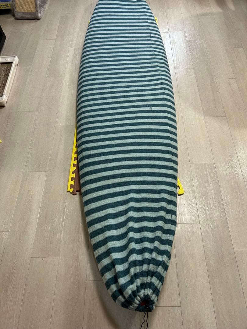 404 EMPIRE SUPサーフボード 9'0\" 赤色 フィン、パドル付き