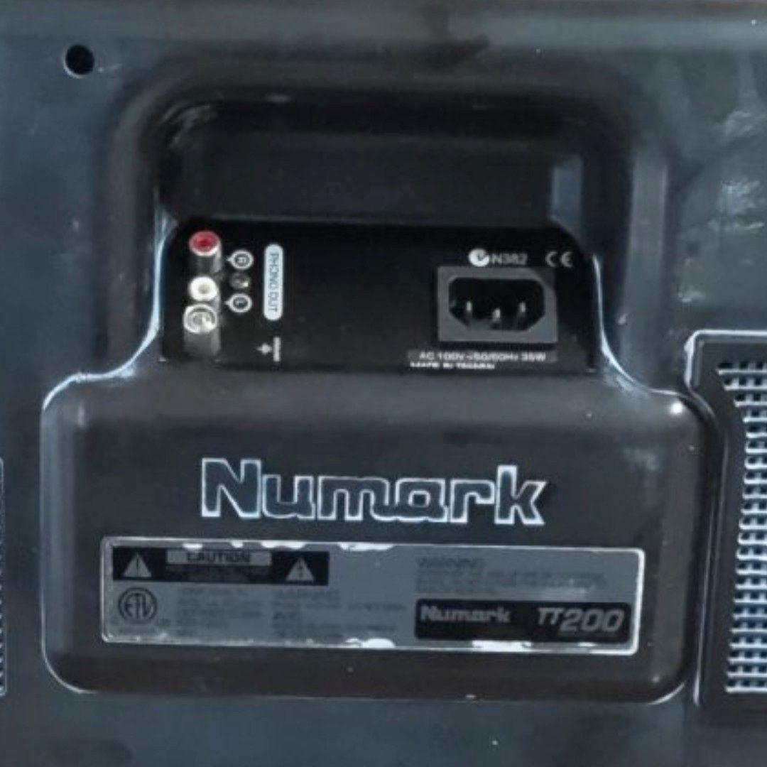 numark TT-200 ダイレクトドライブ ターンテーブル ①