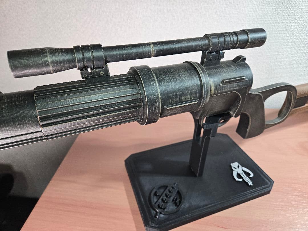STAR WARS　ボバフェット　ブラスター　EE-3　レプリカ　台座付き