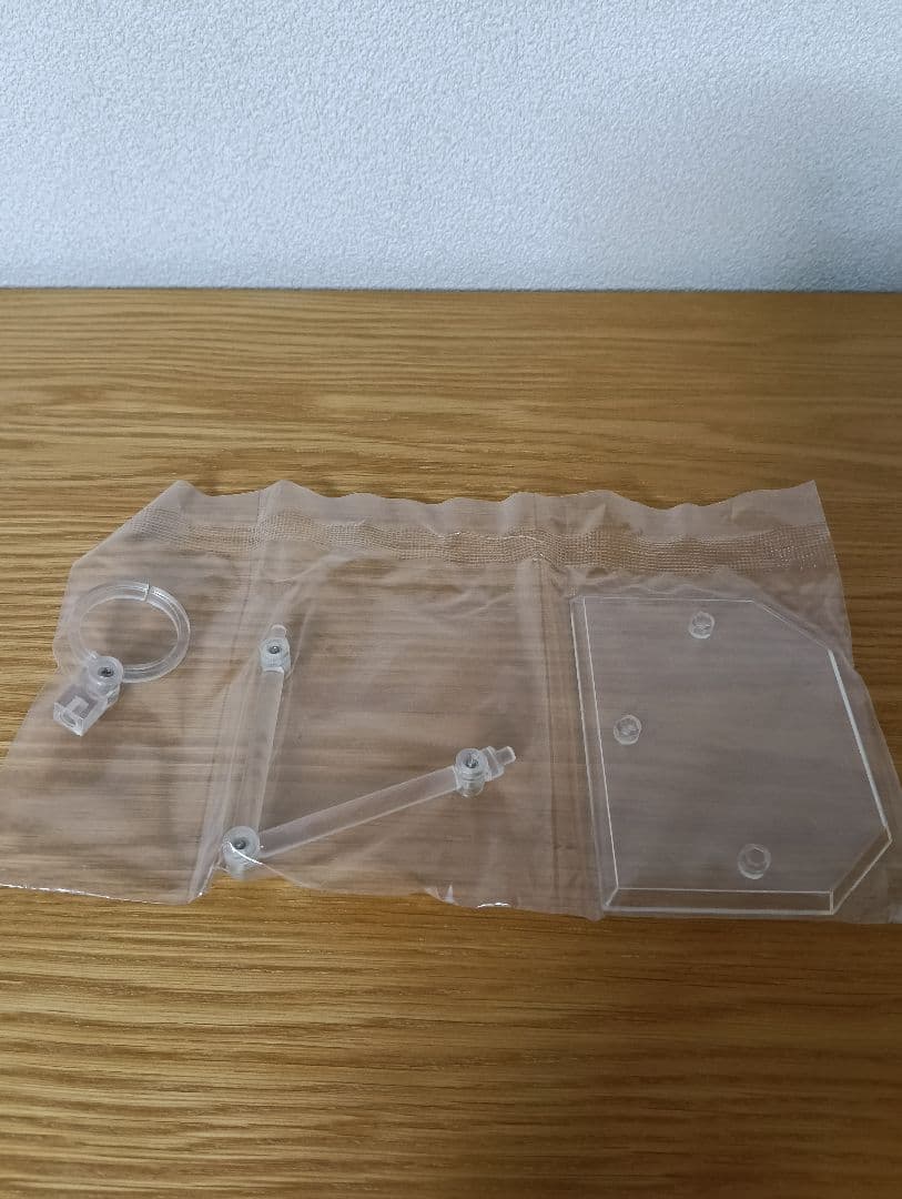 2001年宇宙の旅 スペーススーツ イエロー フィギュア MAFEX 箱なし