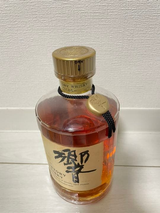 【未開封】サントリー 響 ノンエイジ 金キャップ 裏ゴールドラベル