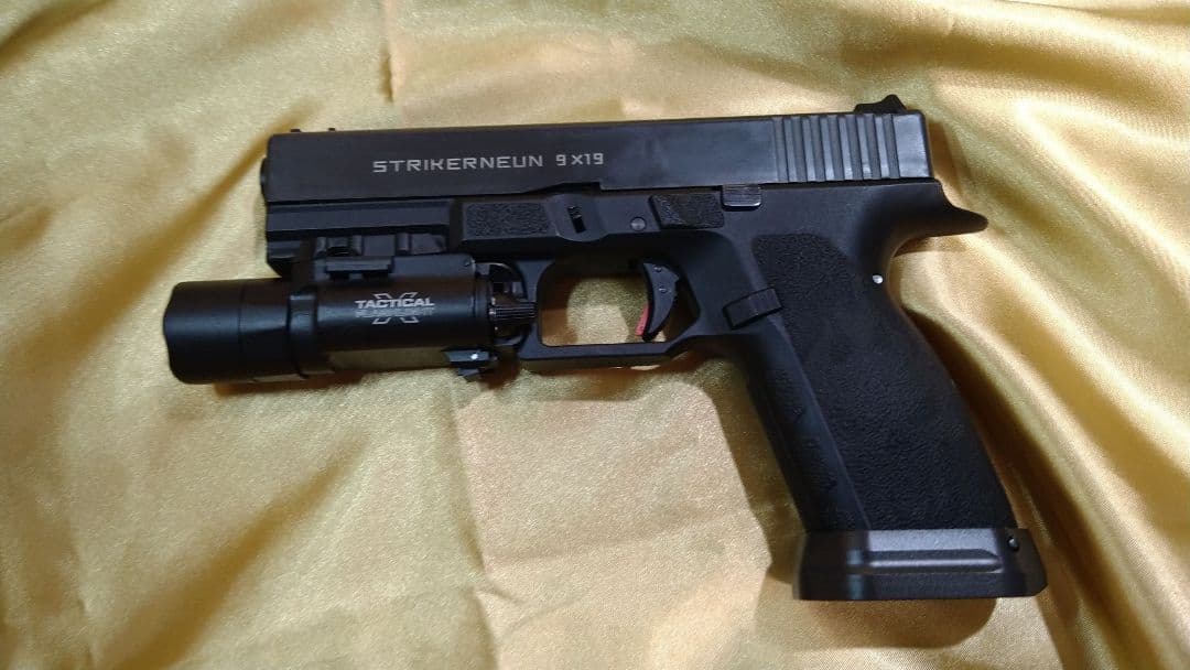 5/30迄の限定価格！！Carbon8★カーボネイト★STRIKER-9