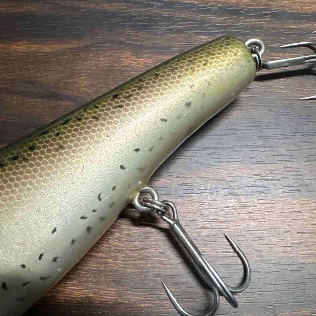 ランカーパンカー 8インチ (ウッド製) レインボートラウト