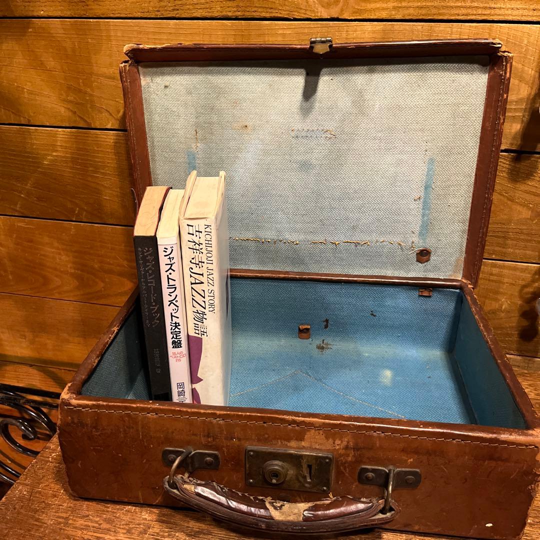 アンティークレザートランク