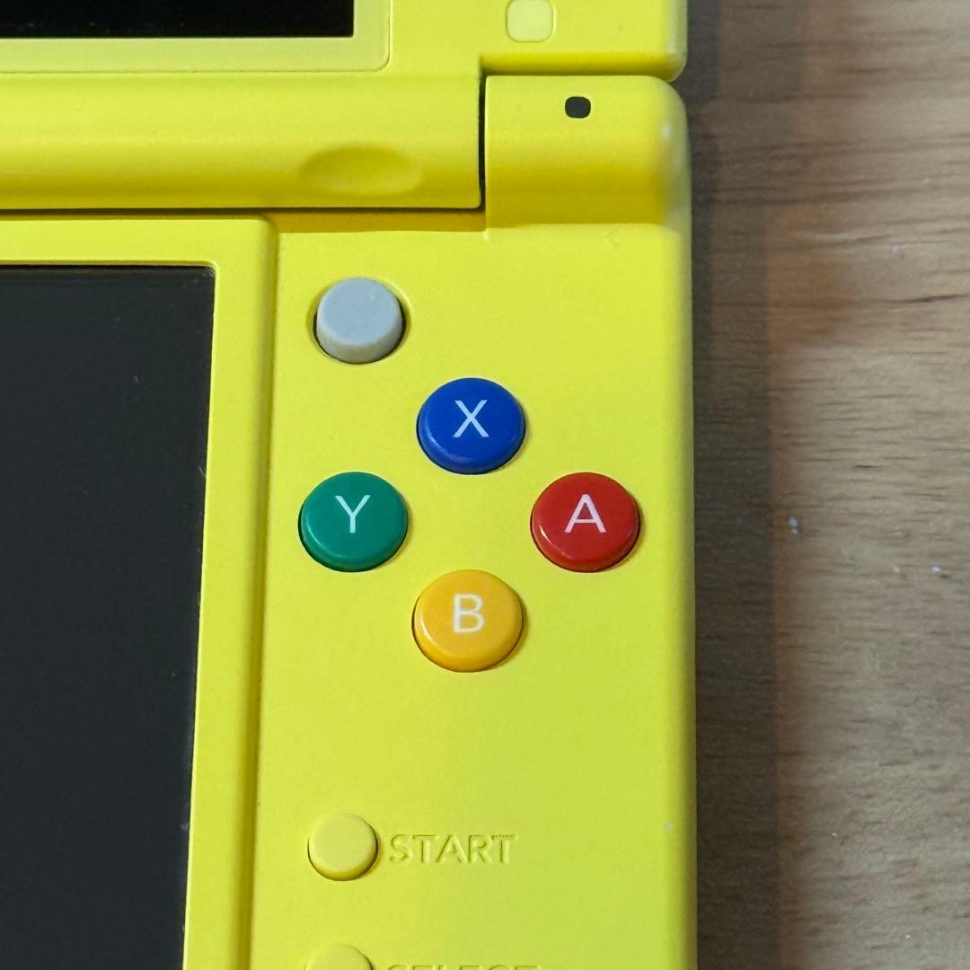 7-122 Newニンテンドー3DS LL ピカチュウ【イエロー】箱付き