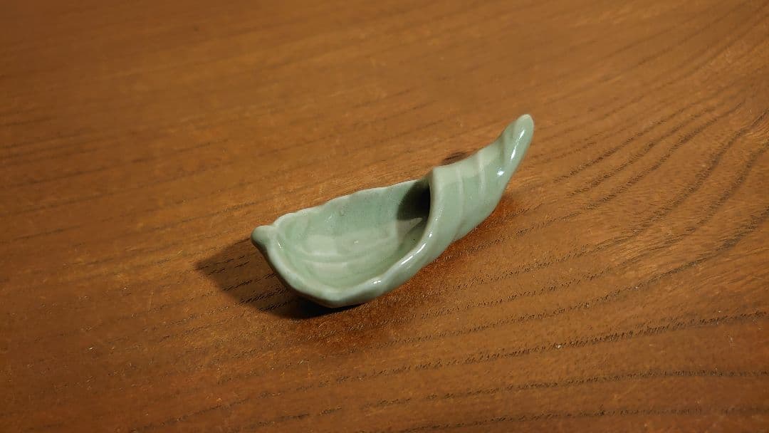 李朝　高麗　青磁　筆置　アンティーク青磁　蔵出し　１客