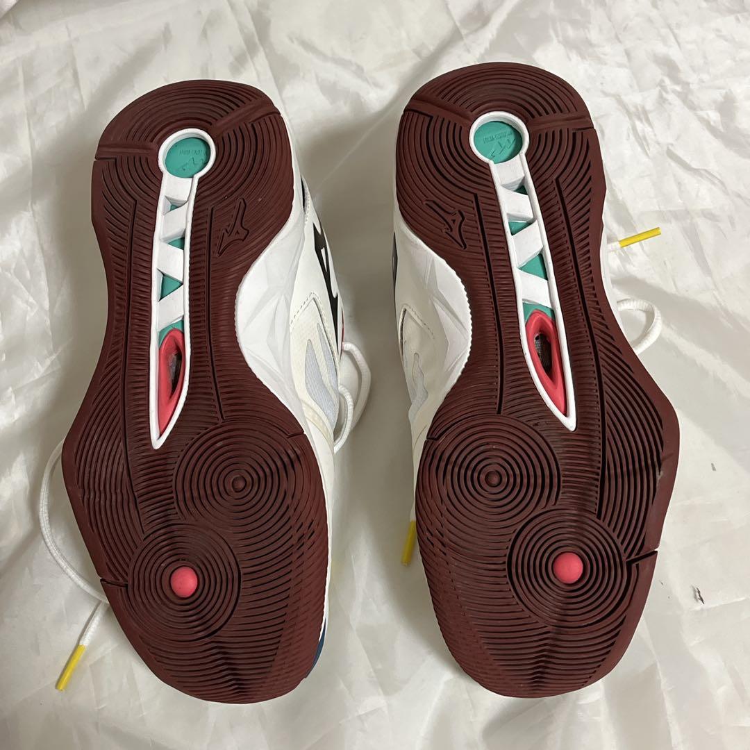 ⭐️Mizuno⭐️ミズノウエーブモーメンタム2(バレーボール)ホワイト