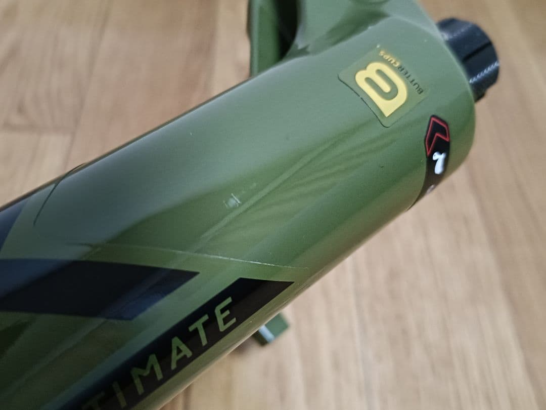 パーツ ROCKSHOX Lyrik Ultimate 29 BOOST 160mm