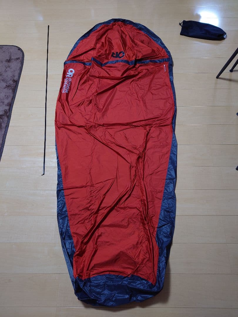 OUTDOOR RESEARCH ヘリウムビビィ 赤 ビビィサック UL