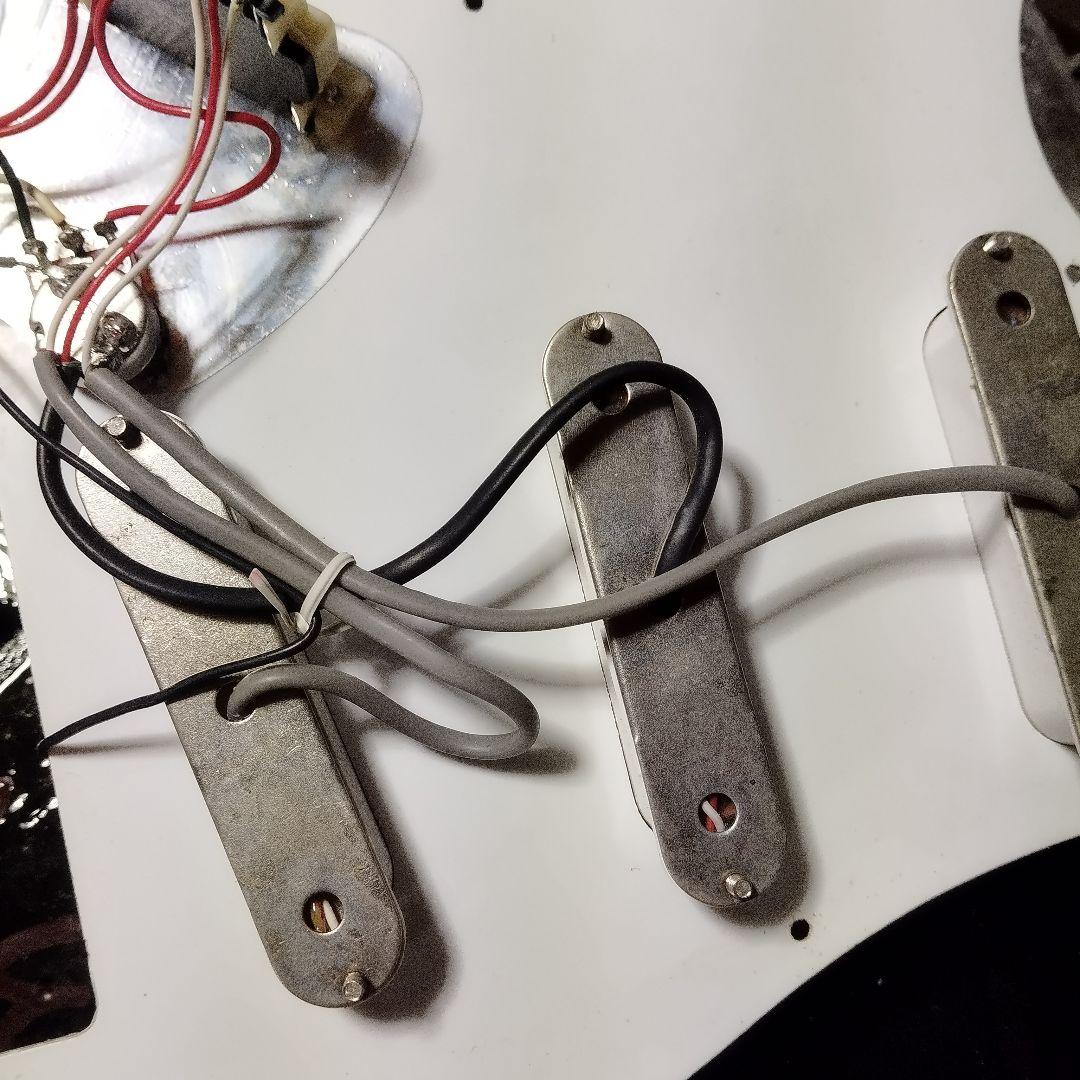 フェルナンデス le-1z　なかなかいい音がします。