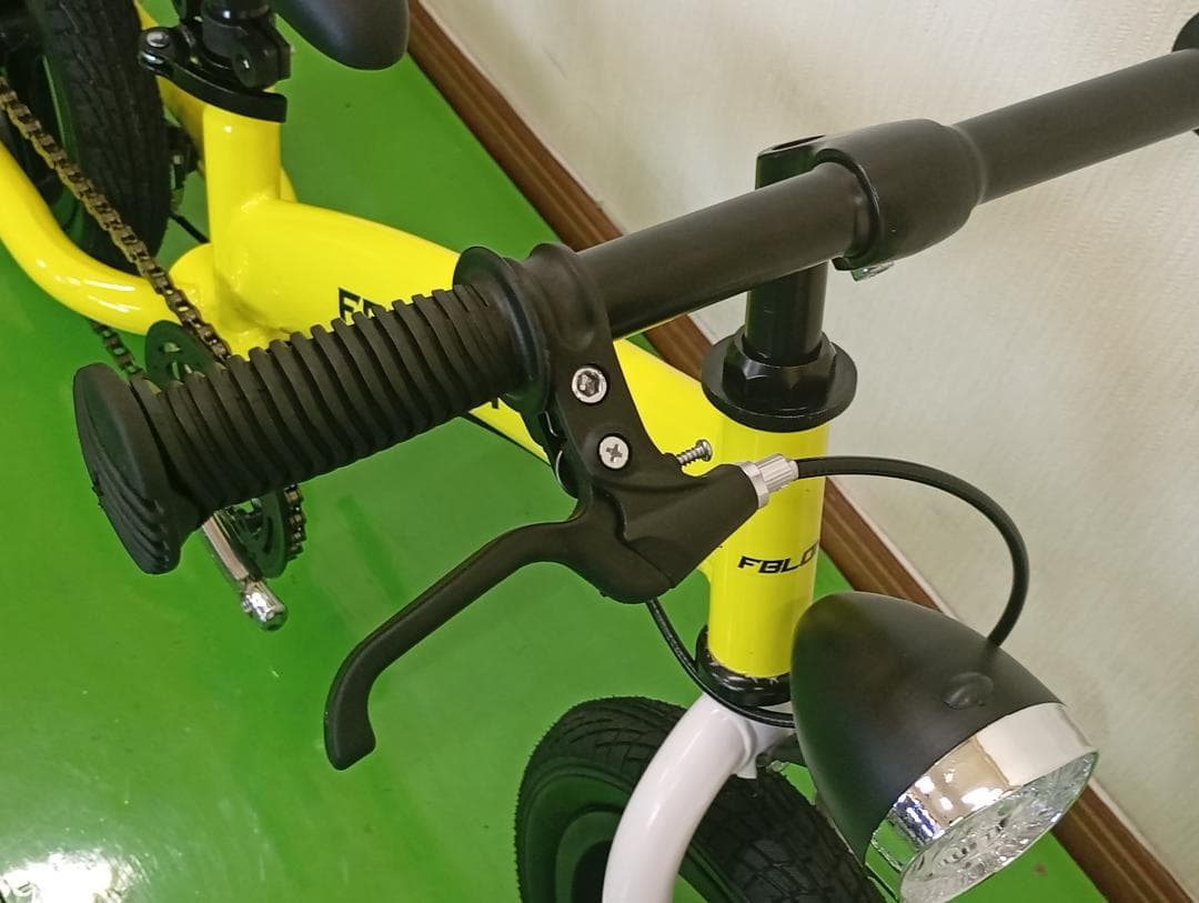 新品未使用 3in1 子供自転車 キックバイク 12インチ GREEN色