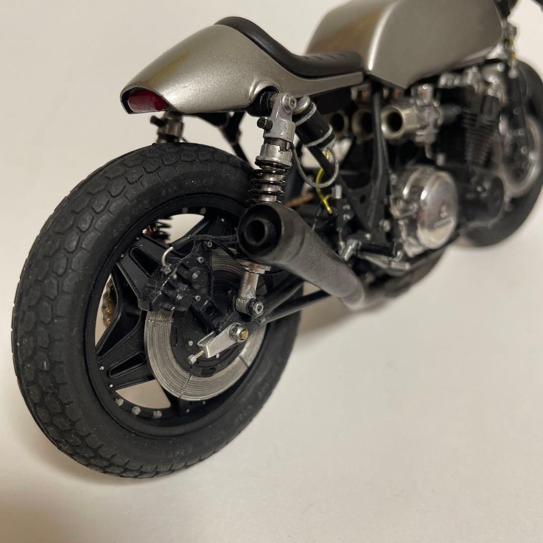 タミヤ CB750F プラモデル