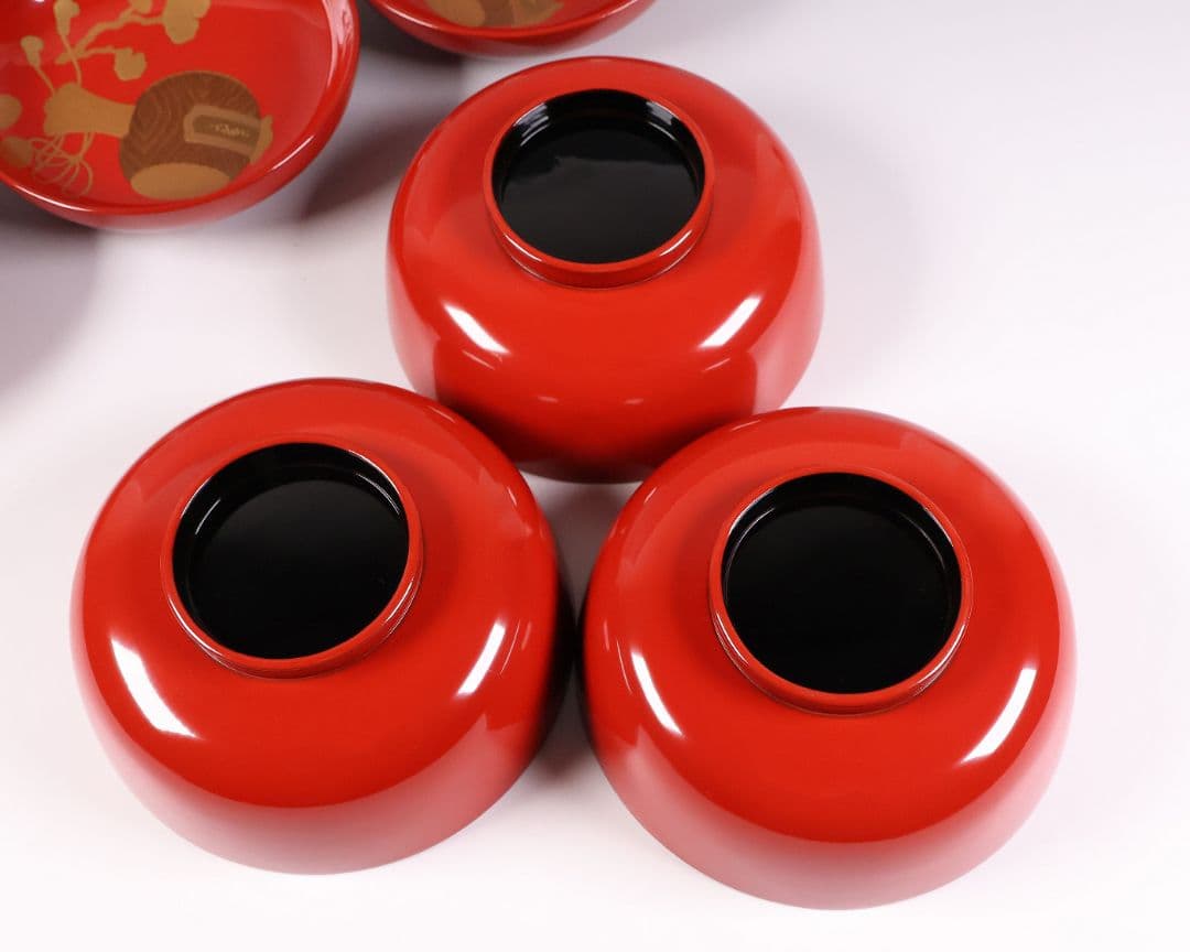 【CM361】輪島塗 宝尽くし金蒔絵 朱塗椀 三客 小槌 軍配 霊芝 木製漆器