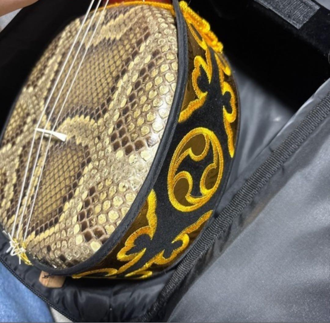 沖縄三線 本革　ケース付き