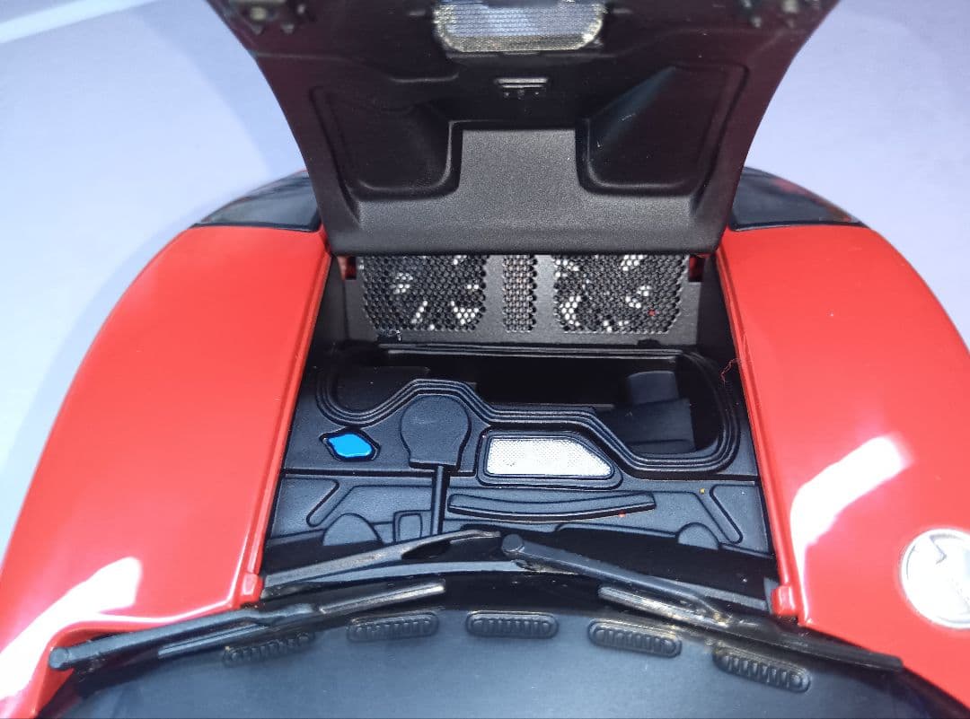 1/18 オートアート Ford GT 2004 訳あり