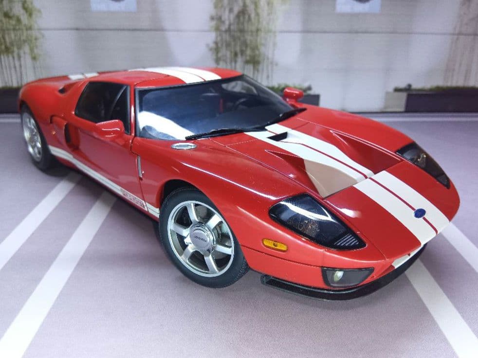 1/18 オートアート Ford GT 2004 訳あり