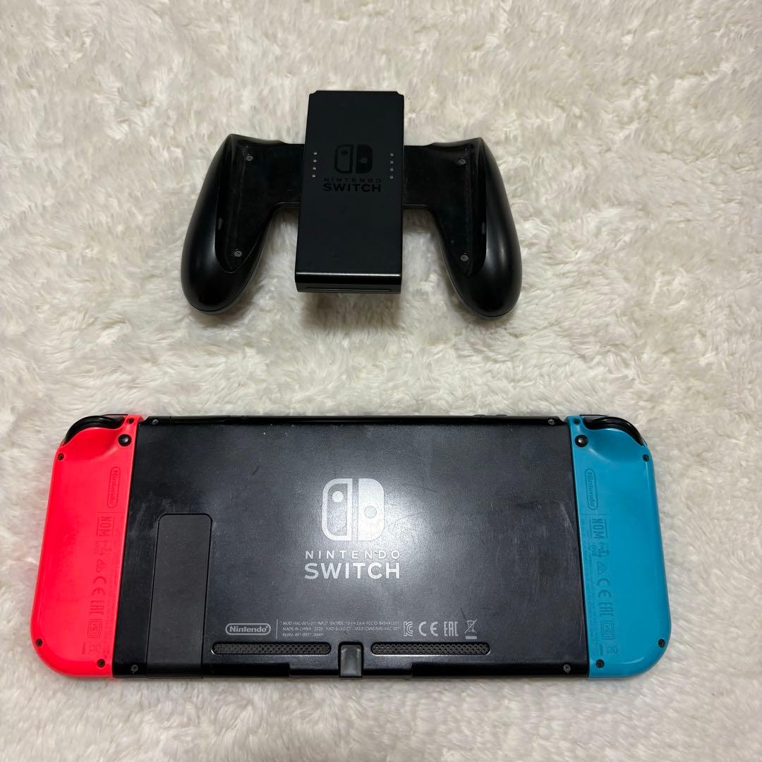 任天堂　Nintendo Switch 本体 (少しジャンク品)