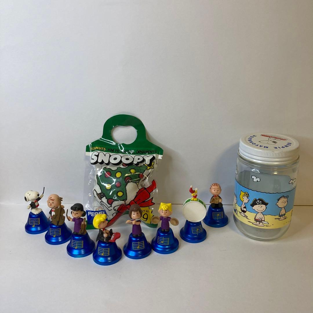 スヌーピー ペプシ ピロードールオーナメント& ペプシボトルキャップ レアな缶他