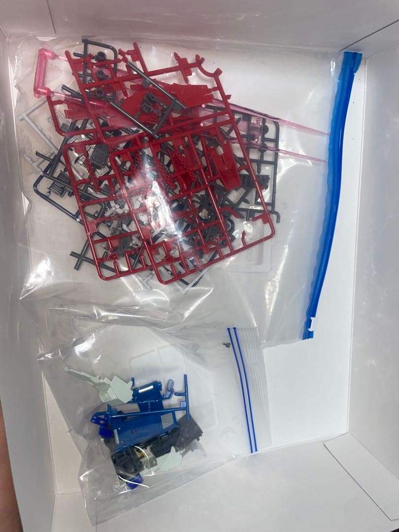 MG 強化型 ZZガンダム Ver.Ka 完成品　塗装完成品