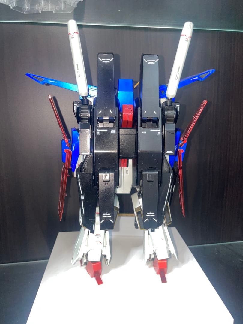 MG 強化型 ZZガンダム Ver.Ka 完成品　塗装完成品