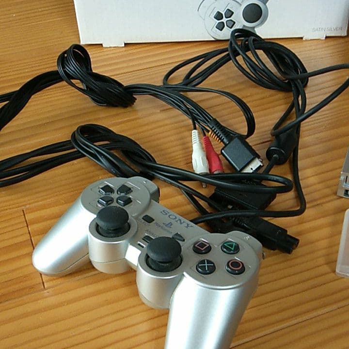 PS2 本体、ソフト7本付き