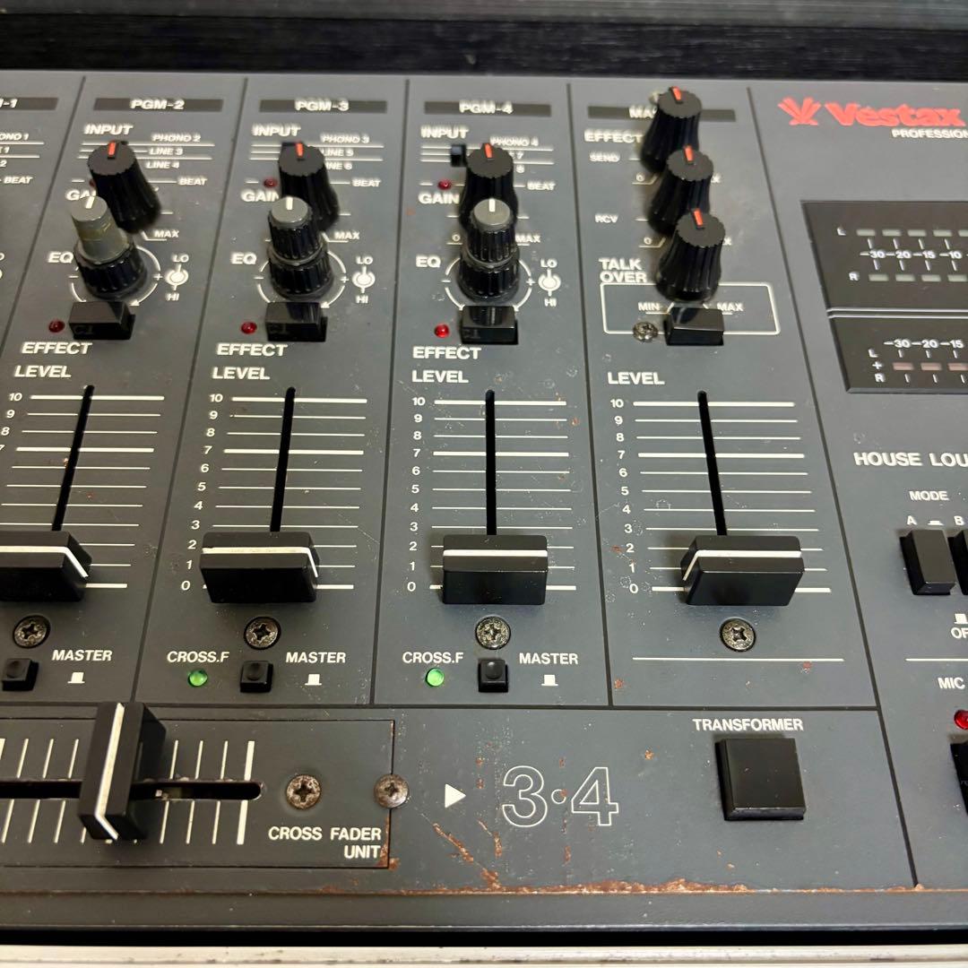 Vestax PMC40 ハードケース付き DJミキサー