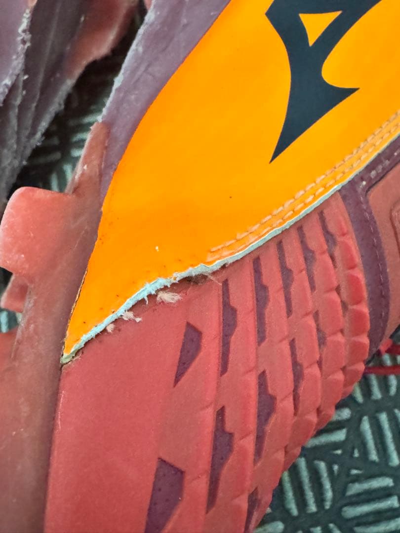 ミズノ イグニタスウェーブ 27cm