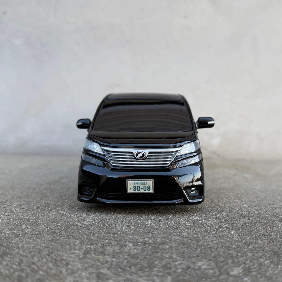 1/24 トヨタ ヴェルファイア カラーサンプル ミニカー
