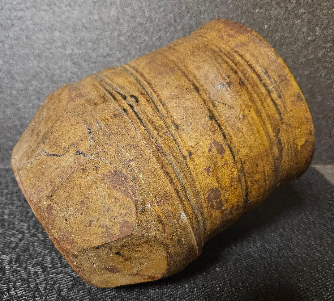 李氏朝鮮時代　韓国古美術　韓国古陶磁器　褐釉　下部面取壺　花入れ　会寧　古唐津